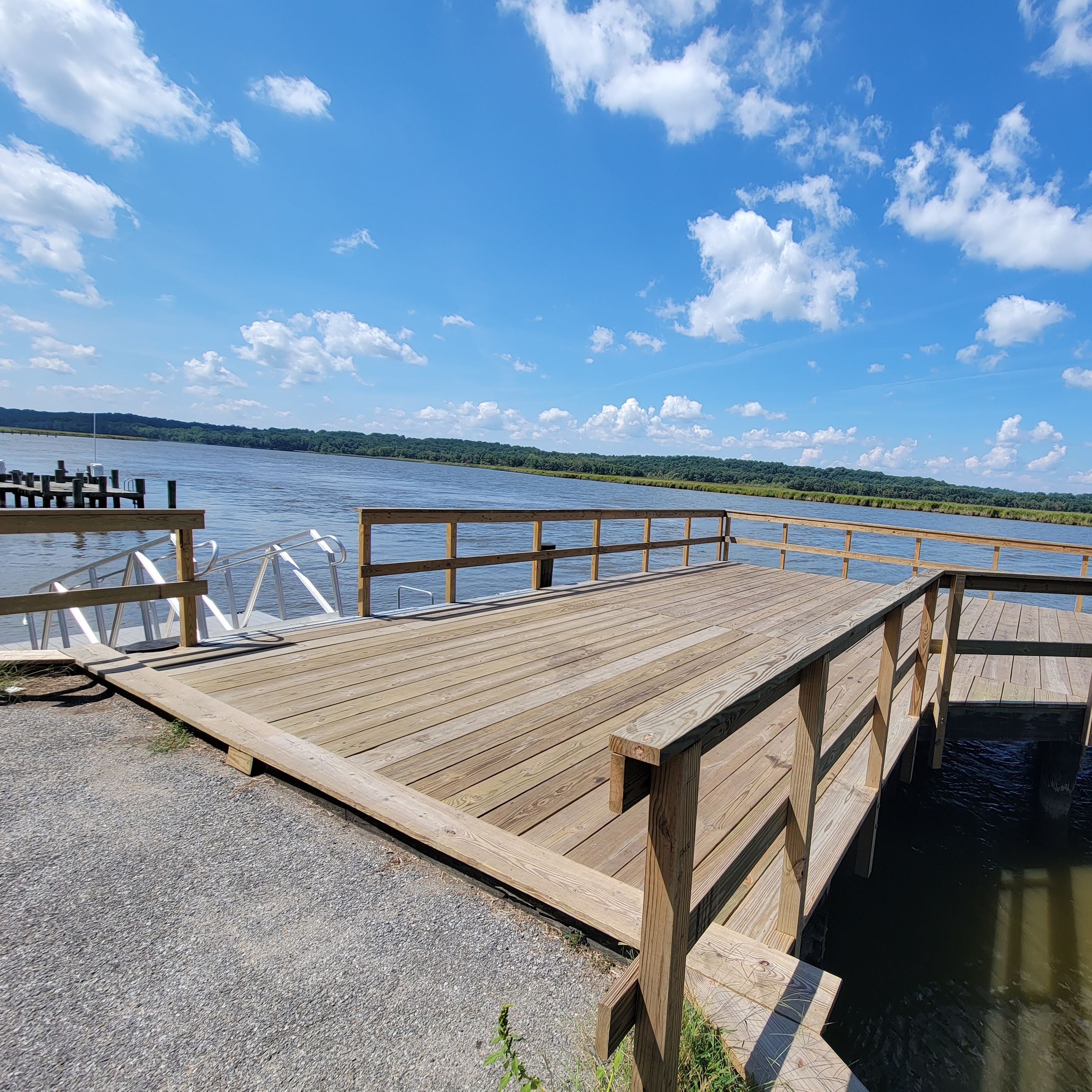 Image of dock and kayak launch overlooking the water at Lower Marlboro Wharf